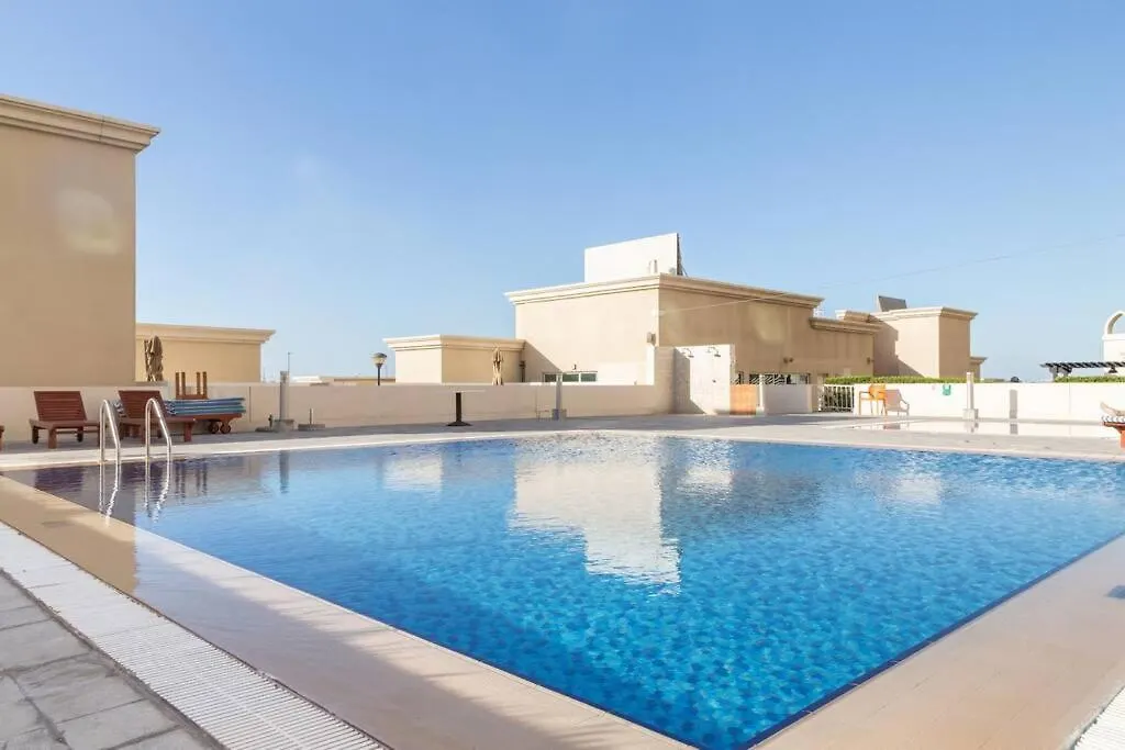 Frank Porter - Suburbia Apartment Dubai United Arab Emirates